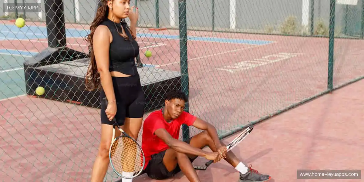 🌟 球星同款周边，把热爱穿在身上，戴在腕间！👕